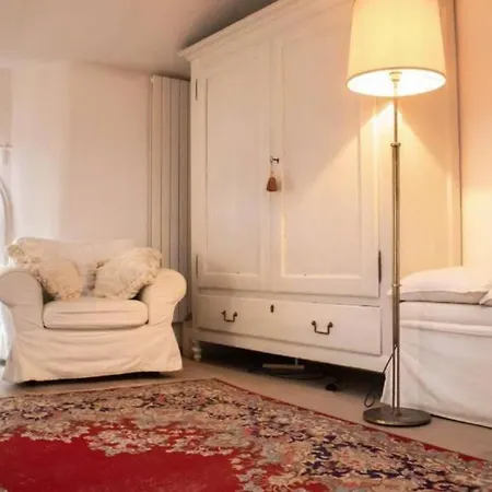 The Window Apartment