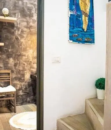 아파트 The Window